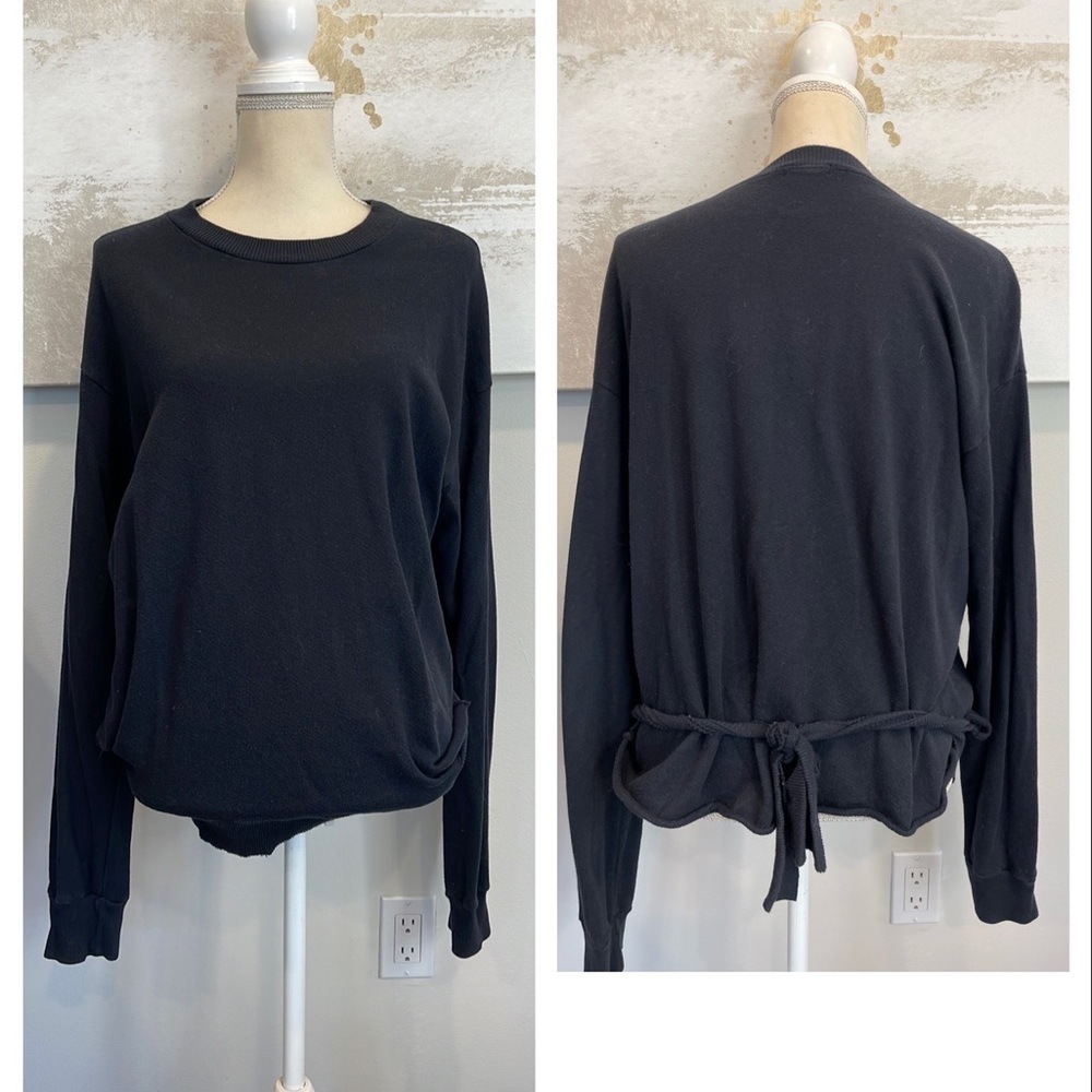 Long Sleeve Sweatshirt with cool tie back size Large